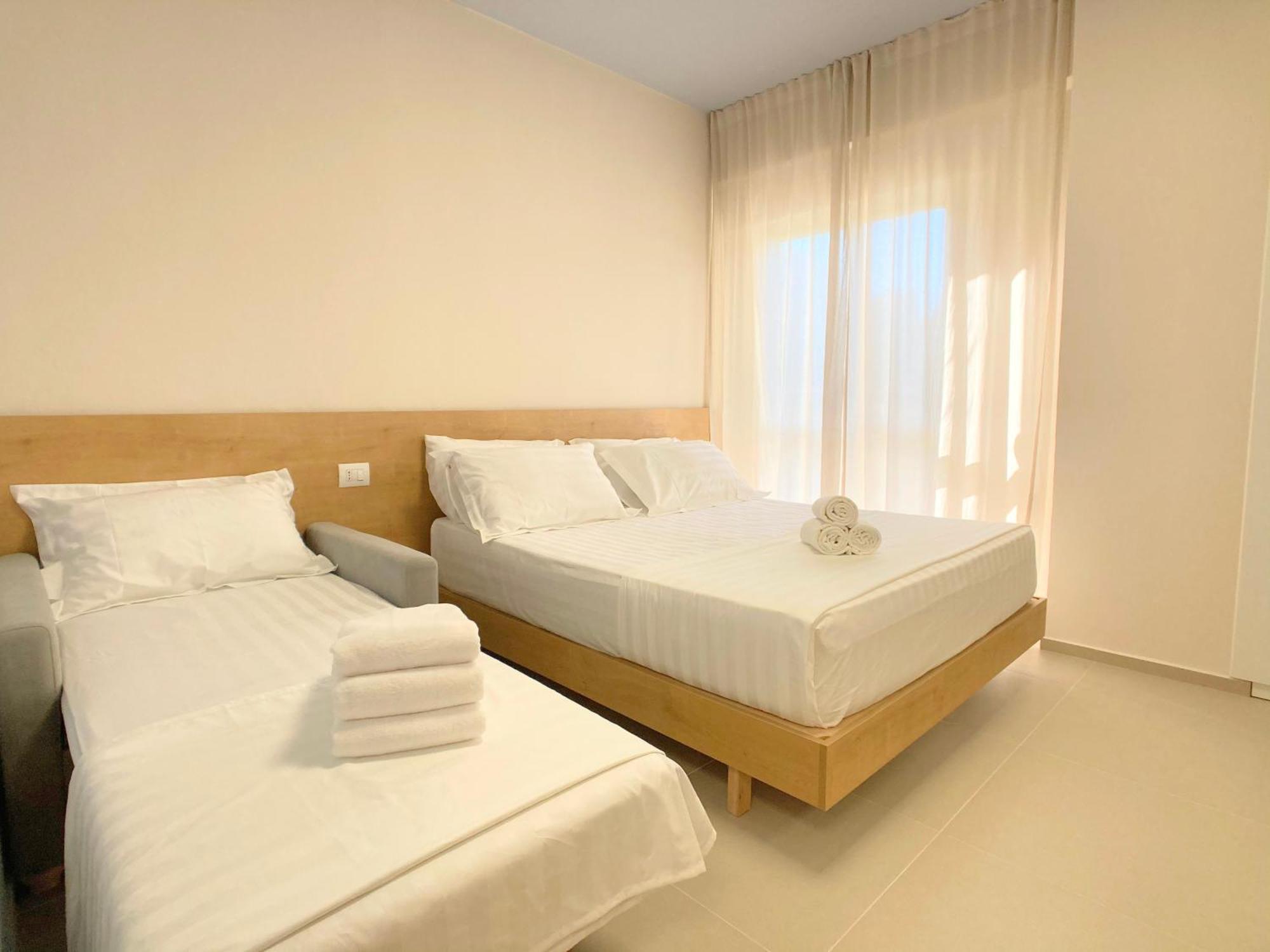Summer Edition - Home By The Sea 1 - Res Golem (Tirana) Room photo